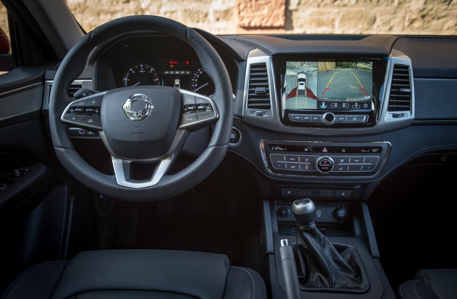 Торпедо SsangYong Musso 2018 года  (WW) (фото 15 из 34)